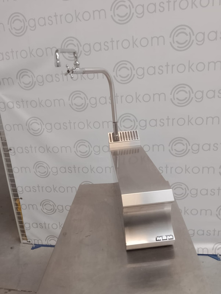 Kolumna wodna z blatem neutralnym