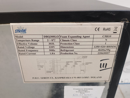 Witryna chłodnicza barowa 3-drzwiowa 303L Szron DBQ300LO