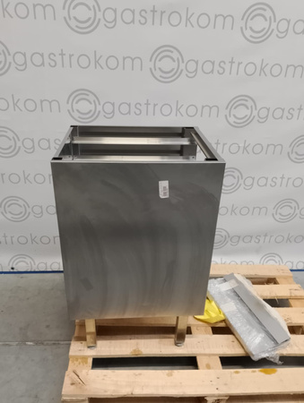 Box z prowadnicami na GN, cokół h-200 mm