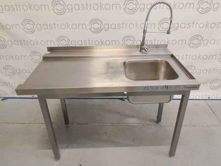 Stół załadowczy ze zlewem 123x74x85