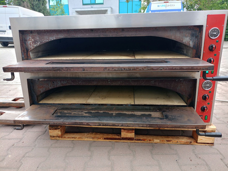 Piec do pizzy GGF FRLine 2-komorowy 120x360 Stalgast 781902 z podstawą