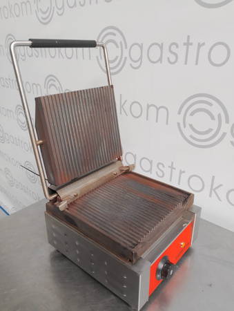 Kontakt grill pojedynczy ryflowany 742012