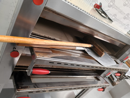 Piec do pizzy 2-komorowy Pizza GROUP FPY D12L z podstawą
