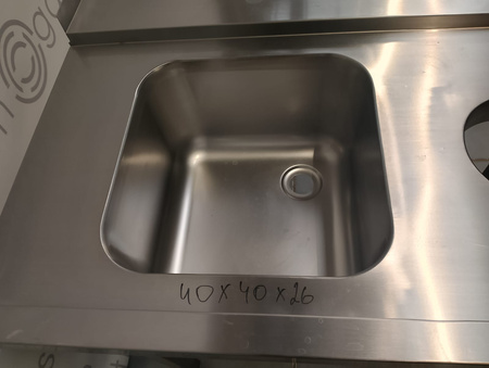 Stół załadowczy 1-komorowy bez półki 100x75x88