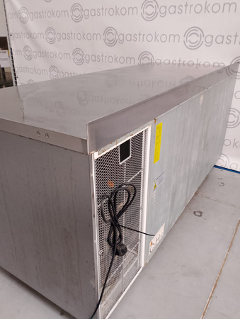 STÓŁ CHŁODNICZY 3-DRZWIOWY STALGAST 841036