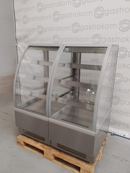 Witryna cukiernicza Juka