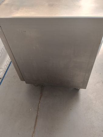 Stół chłodniczy 3-drzwiowy DM-94003-04