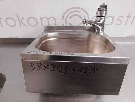 Umywalka nierdzewna zabudowana