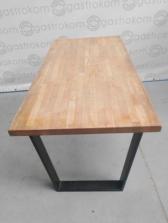 Stół z blatem drewnianym klejonym 140x71x75