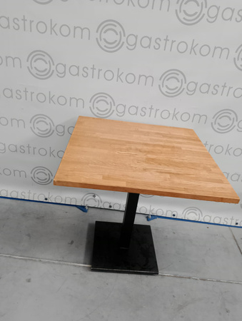 Stół z blatem drewnianym klejonym 75x75x75