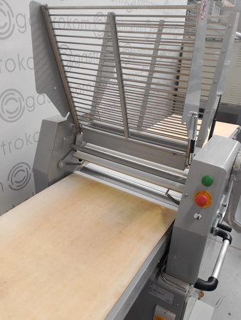 Wałkownica do ciasta 2-ramienna SF600L