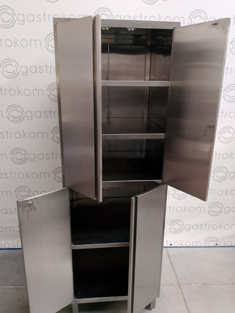 Szafa nierdzewna przelotowa 4 drzwi otwierane h-200