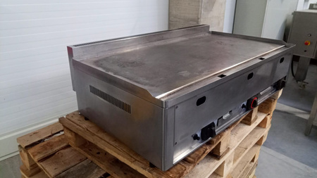 Płyta grillowa chromowana gazowa GŁADKA 12kW REDFOX FTHC-90G