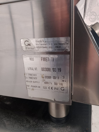 PŁYTA GRILLOWA PODWÓJNA GŁADKA/RYFLOWANA GIORIK NASTAWNA FME74TF