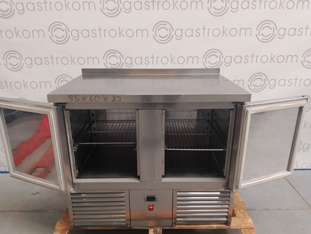 Stół chłodniczy 2-drzwiowy Dora Metal DM-94044.0.0