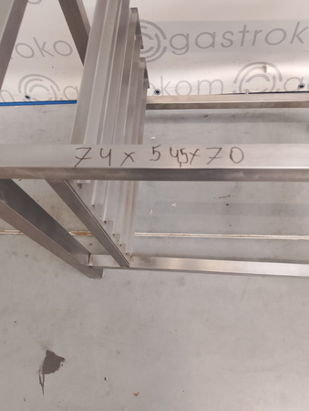 Podstawa pod piec 74x54,5x70