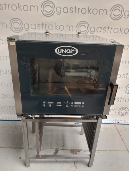 Piec konwekcyjno parowy UNOX 5xGN 1/1 z podstawą