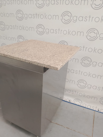 Stół roboczy drzwi skrzydłowe z blatem granitowym 77x57x104