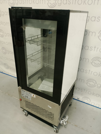 Witryna chłodnicza ekspozycyjna 270L LED czarna Yato YG-05064