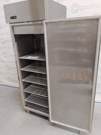 Szafa chłodnicza GN 2/1 700l nierdzewna DM-92101