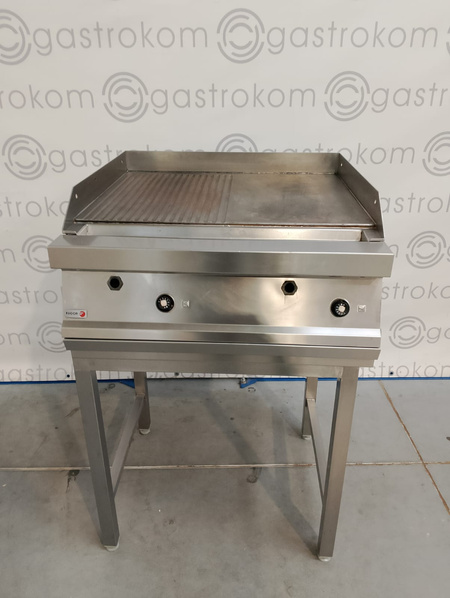 Płyta grillowa gazowa Fagor pół na pół z podstawą