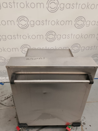 Wózek do transportu tac, koszy z unoszona platformą