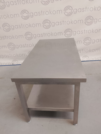 Stół centralny z półką 120x60x62