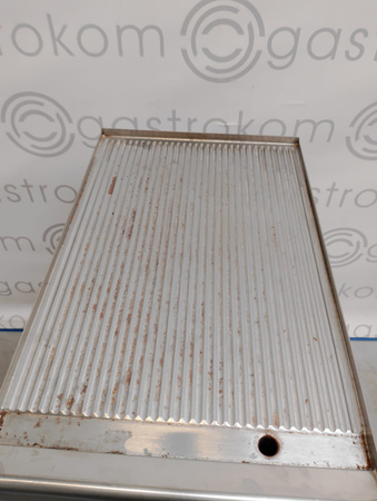 Płyta grillowa gazowa ryflowana Kromet 700.PBG-400R-C