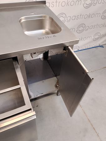 Stół roboczy ze zlewem z drzwiami skrzydłowymi 880x700x850