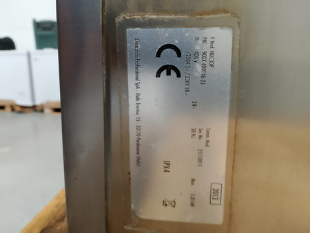Zmywarka podblatowa Zanussi NUC30P, 400V, 2 doz., pompa