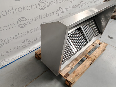 Okap przyścienny trapezowy 140x80 z łapaczami