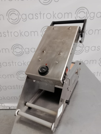 Zgrzewarka do tacek cateringowych Duniform DF10 + 5 matryc