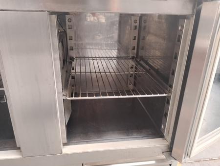 Stół chłodniczy 2-drzwiowy Dora Metal DM-94044.0.0