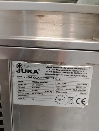Witryna cukiernicza Juka