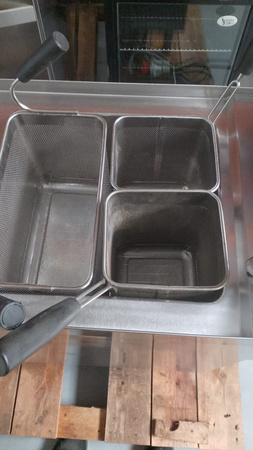 Makaroniarka elektryczna 2x 1/3 GN Stalgast 9745000