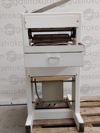 Krajalnica do chleba automatyczna - wyłamany nożyk