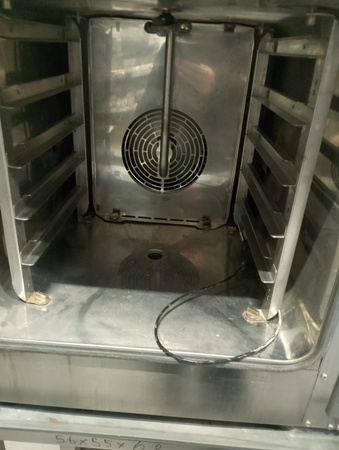 Piec konwekcyjno-parowy Unox XVC205E z podstawą 5XGN 2/3