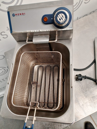 Frytkownica HENDI 8L – Model 205822