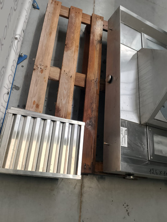 Okap centralny 126x110,5