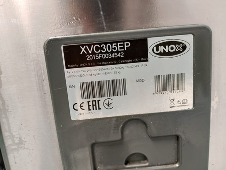 Piec konwekcyjno parowy UNOX 5xGN 1/1 z podstawą