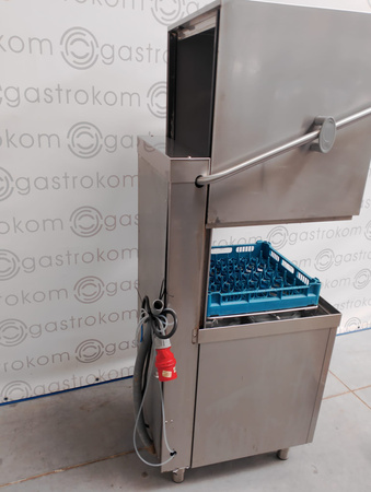 Zmywarka kapturowa Classeq H857