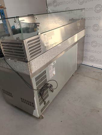 Stół chłodniczy do pizzy z granitowym blatem Yato YG-05310 + nadstawka