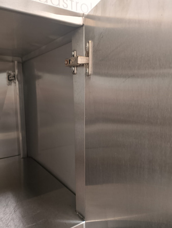 Szafa przelotowa drzwi otwierane 120x60x200