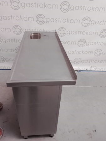 Stół ze zlewem-L i blokiem 2 szuflad 130 cm