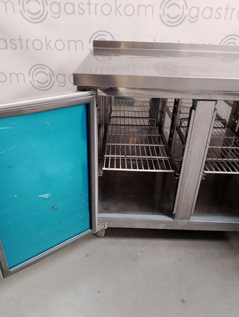 STÓŁ CHŁODNICZY 3-DRZWIOWY STALGAST 841036