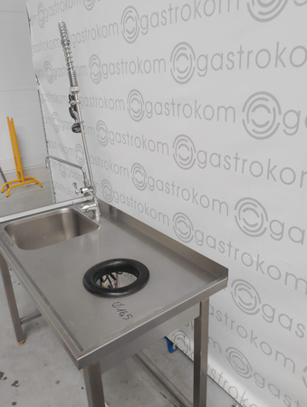 Stół ze zlewem i otworem na odpadki 120x60