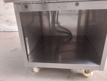 PŁYTA GRILLOWA NA PODSTAWIE JEZDNEJ Z ELEMENTEM NEUTRALNYM Giorik