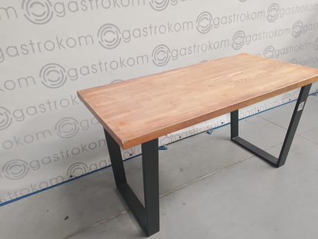 Stół z blatem drewnianym klejonym 140x71x75