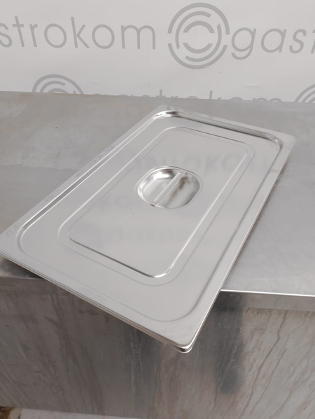 POKRYWA GASTRONOMICZNA GN 1/1 ZE STALI NIERDZEWNEJ