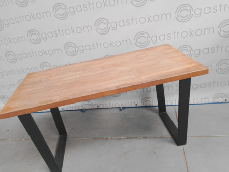 Stół z blatem drewnianym klejonym 140x71x75